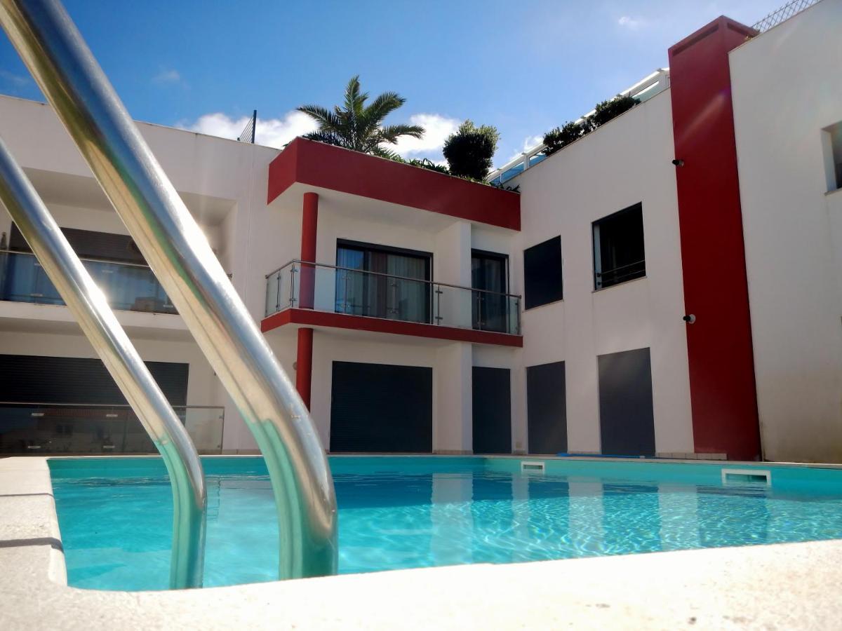 Bica, Luxury Heated Penthouses With Jacuzzi And Large Terrace In Apartment Baleal