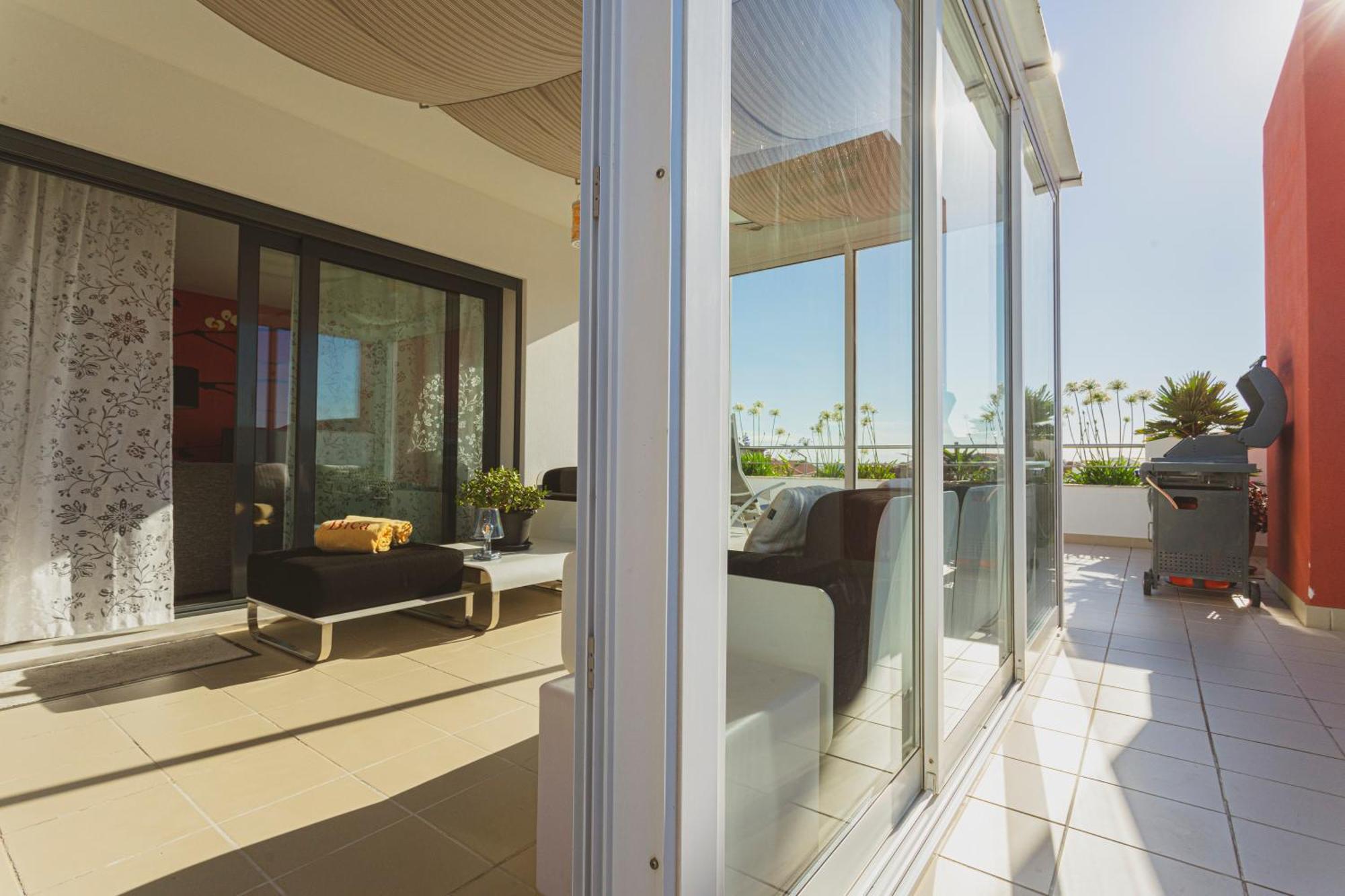 Bica, Luxury Heated Penthouses With Jacuzzi And Large Terrace In Apartment